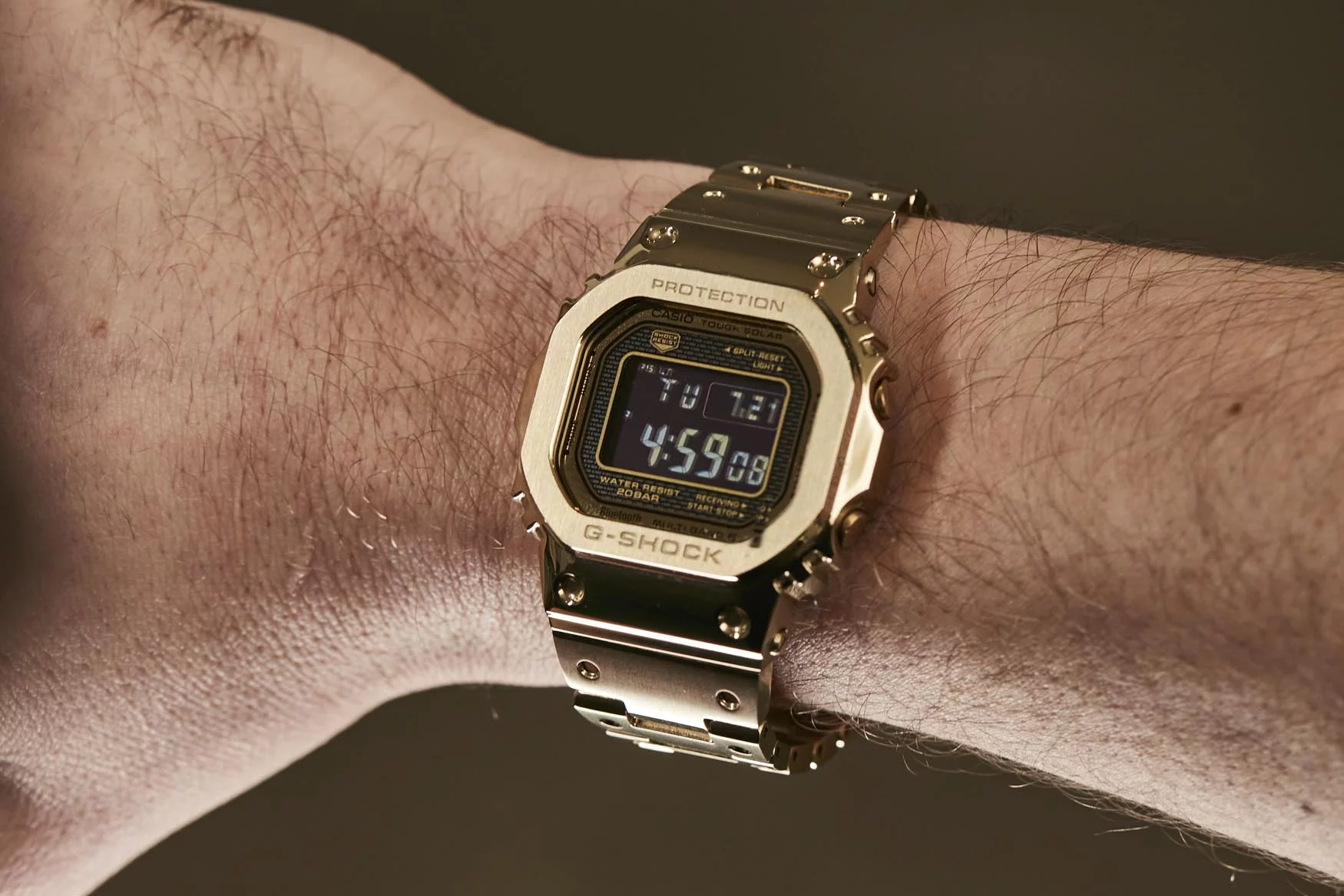 Casio-G-SHOCK-FULL-METAL-GMW-B5000GD-9.jpg