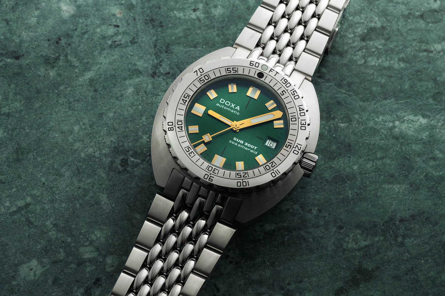 Doxa-SUB-300T-Sea-Emerald.jpg