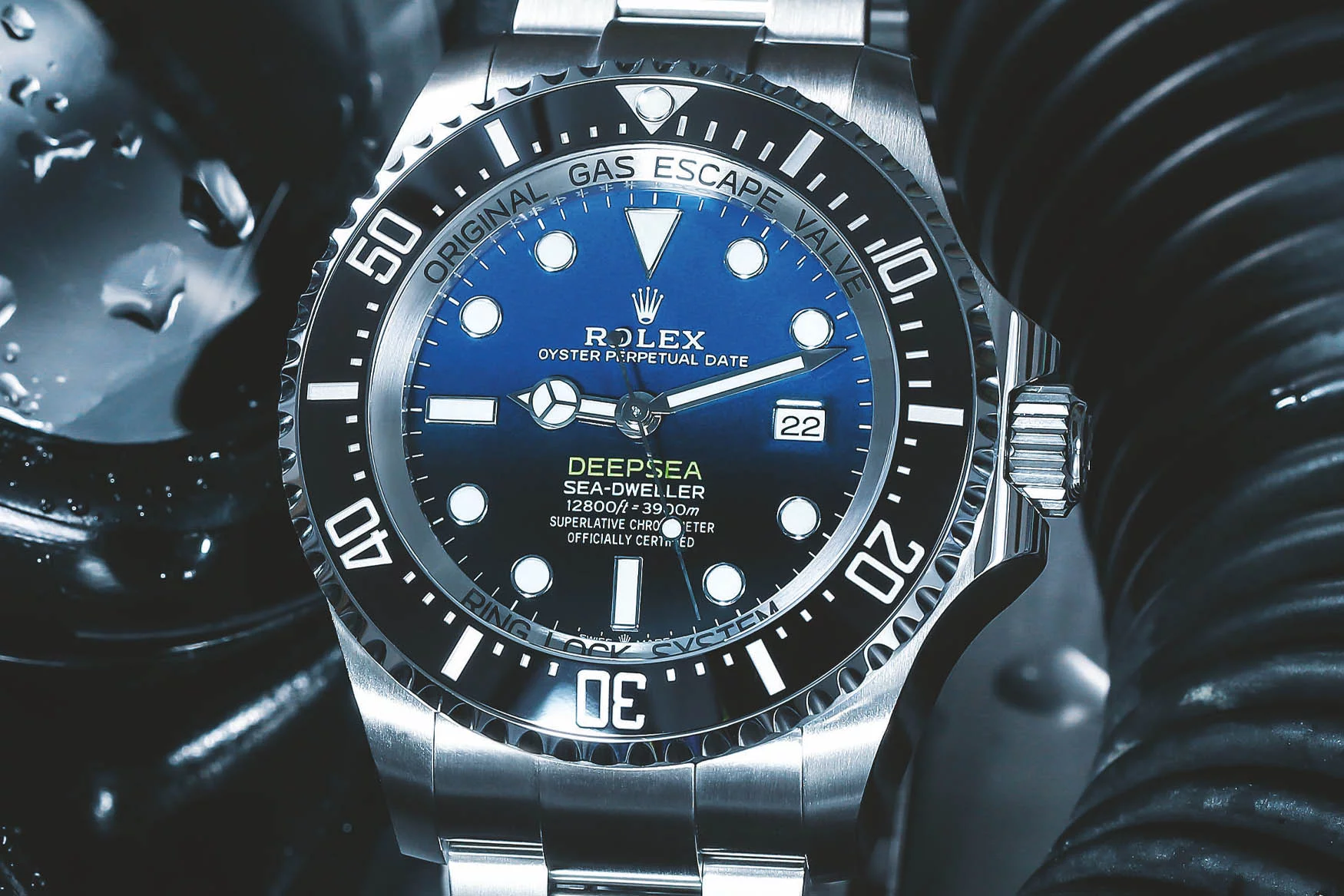 Rolex-Deepsea-Sea-Dweller-3900m.jpg